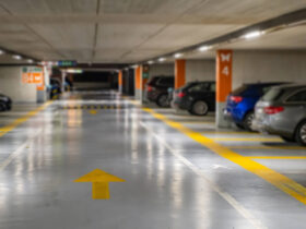 A parkolás Budapesten egyre nagyobb kihívást jelent a növekvő forgalom miatt.